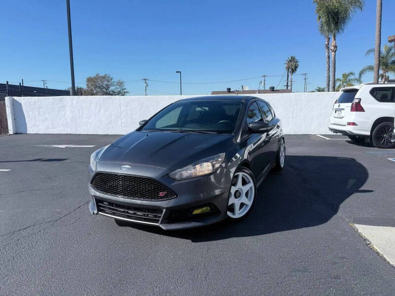 2017 Ford Focus ST