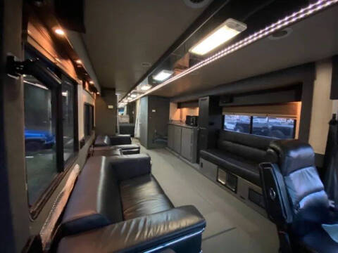 2000 Freightliner XC Chassis