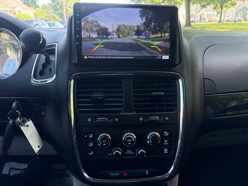 2013 Dodge Grand Caravan SE