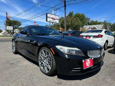 2009 BMW Z4 for sale at PARKWAY MOTORS 399 LLC in Fords NJ