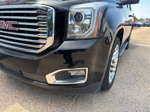 2017 GMC Yukon SLT