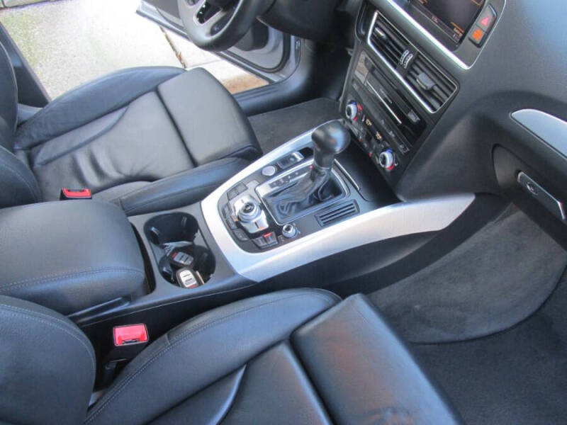 2017 Audi Q5 2.0T quattro Premium Plus