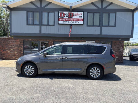 2017 Chrysler Pacifica Touring-L