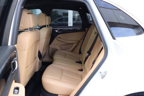 2017 Porsche Macan S