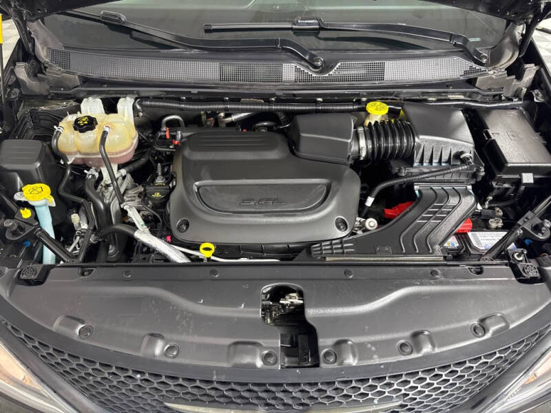 2019 Chrysler Pacifica Touring L Plus