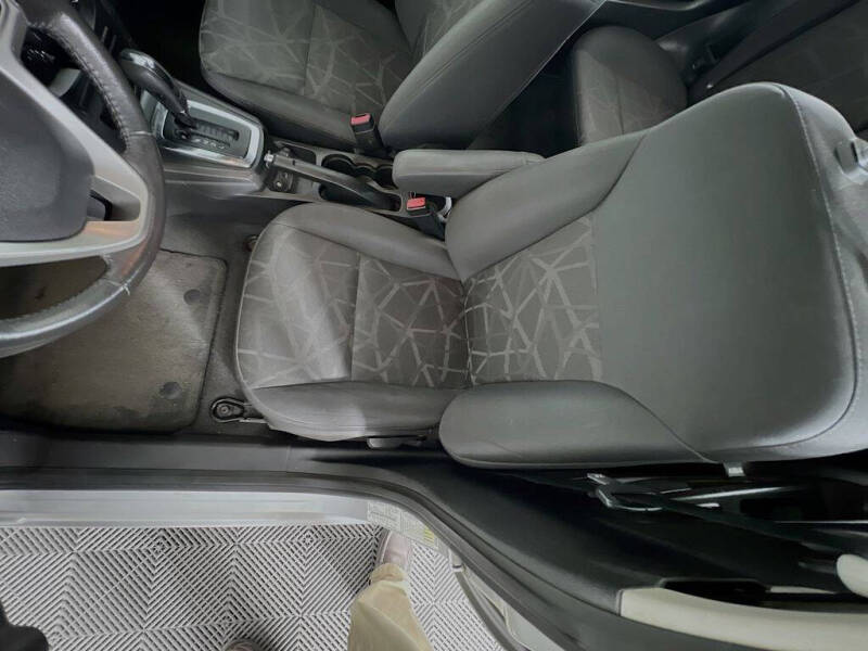 2012 Ford Fiesta SES