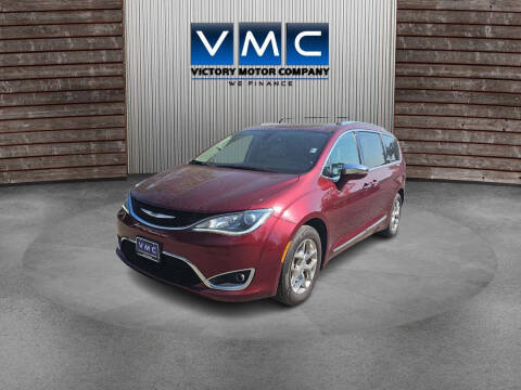 2019 Chrysler Pacifica for sale at Victory Motor Company in Conroe TX