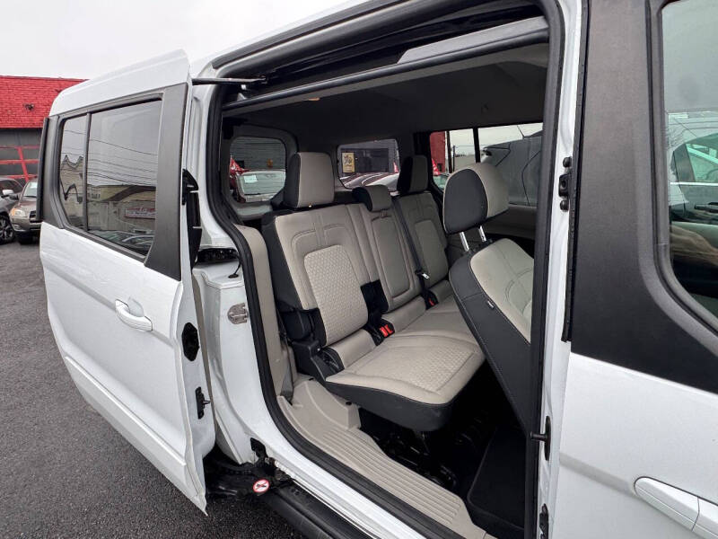 2020 Ford Transit Connect XLT