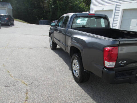2017 Toyota Tacoma SR5