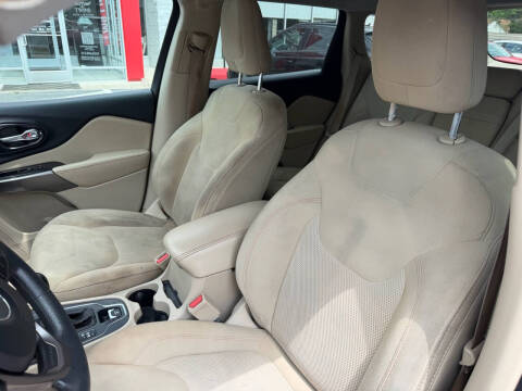 2019 Jeep Cherokee Latitude