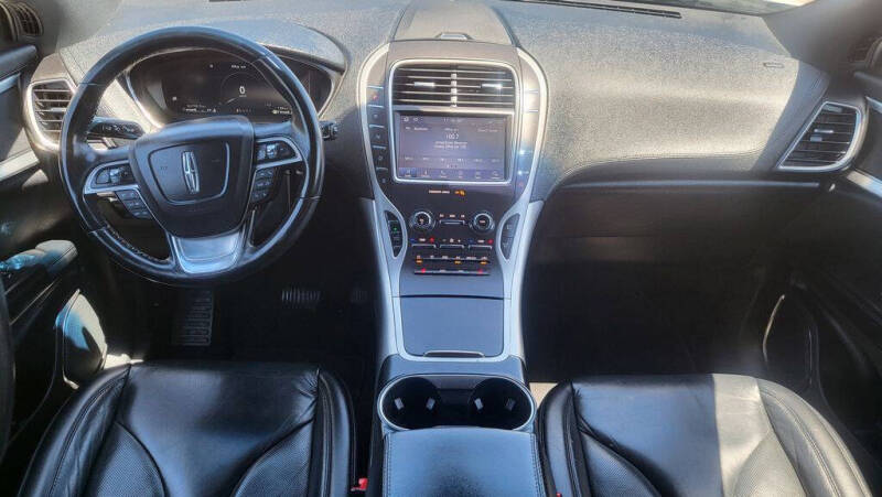 2020 Lincoln Nautilus Standard