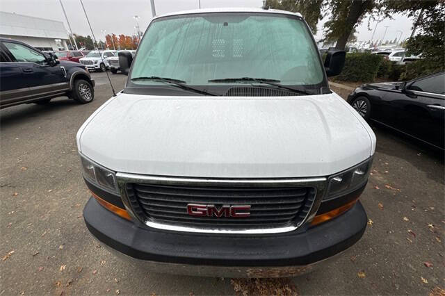 2023 GMC Savana 2500