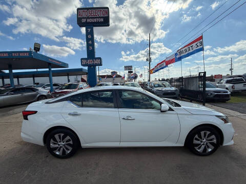 2022 Nissan Altima 2.5 S