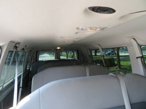 2014 Ford E-Series E-350 SD XLT
