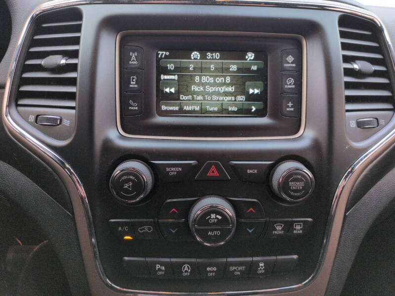 2017 Jeep Grand Cherokee Laredo