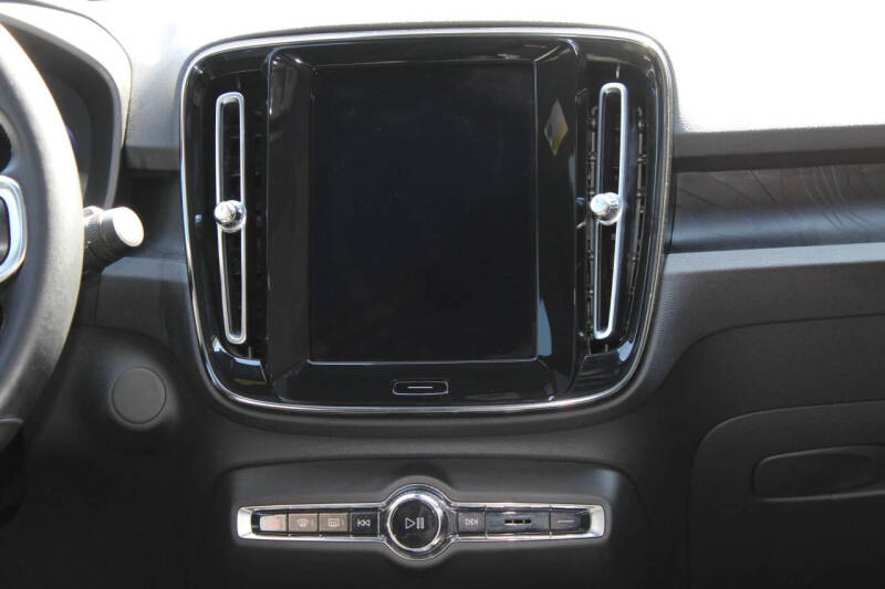 2023 Volvo C40 Recharge Twin Plus