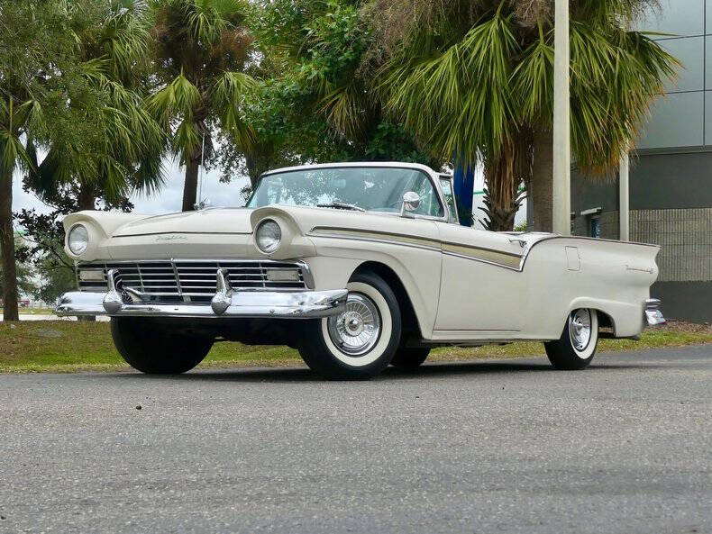 1957 Ford Fairlane