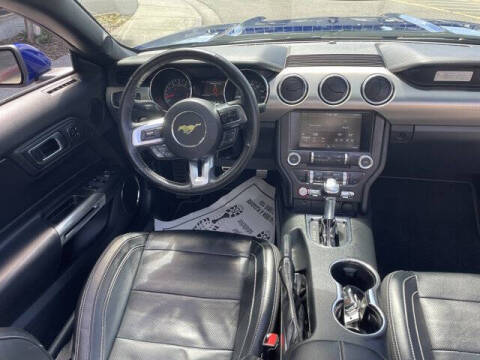 2015 Ford Mustang EcoBoost Premium