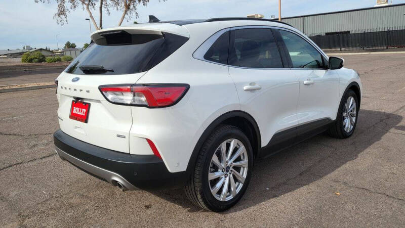 2021 Ford Escape Hybrid Titanium