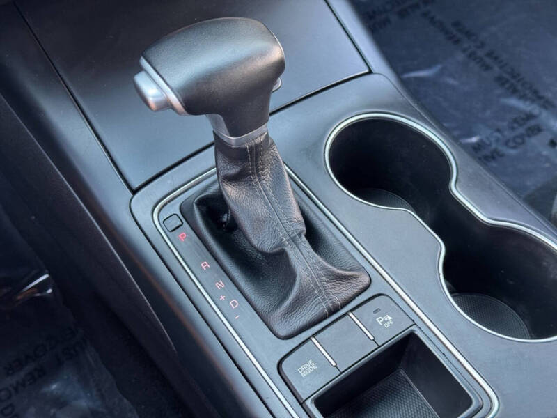 2020 Kia Sorento S V6