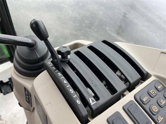 2023 John Deere 4044R