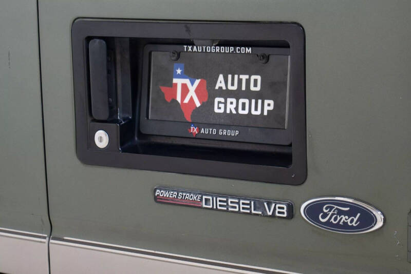 2002 Ford E-Series E-350 SD XLT