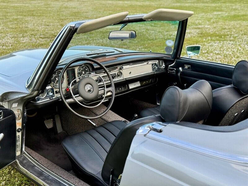 1969 Mercedes-Benz SL-Class