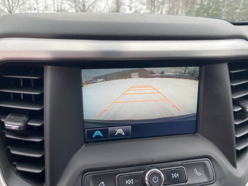 2017 GMC Acadia SLE-2