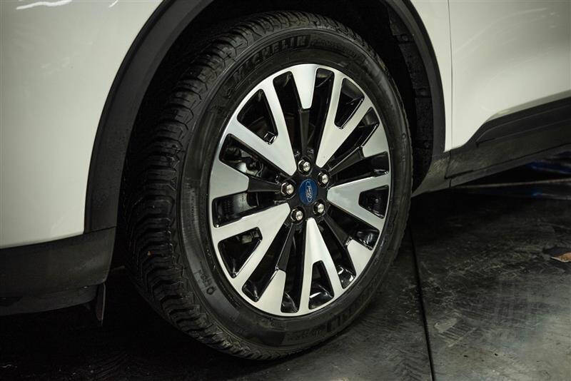 2020 Ford Escape Hybrid SE Sport