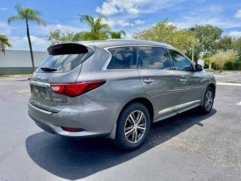 2016 Infiniti QX60