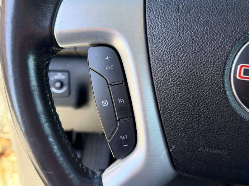 2012 GMC Acadia SLE