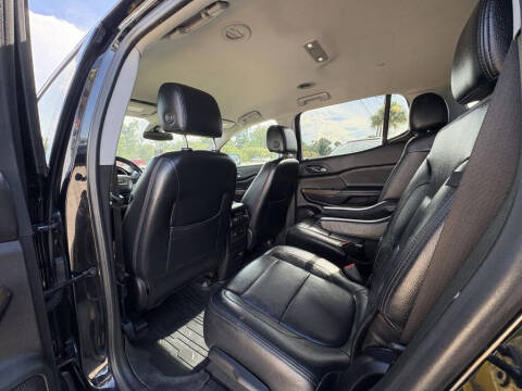 2022 GMC Acadia SLE