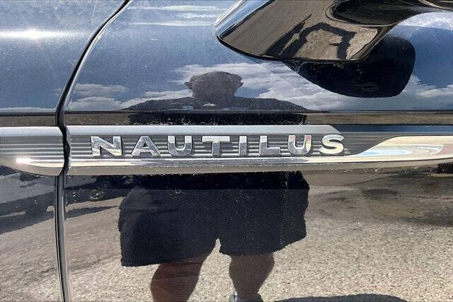 2023 Lincoln Nautilus Standard