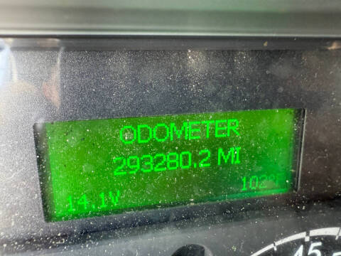 2017 Freightliner M2 106