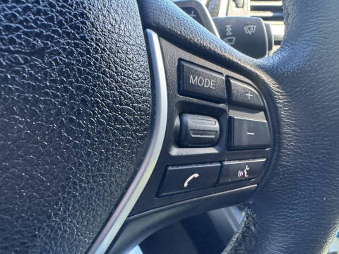 2017 BMW 3 Series 330i