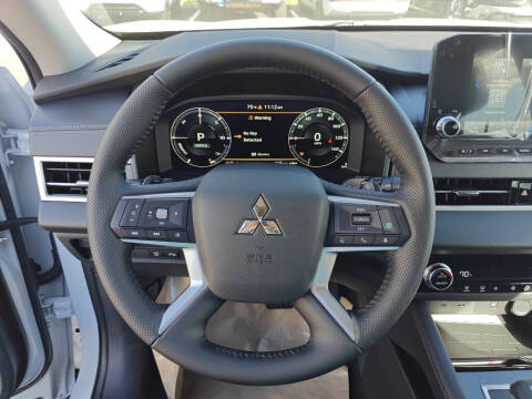 2025 Mitsubishi Outlander PHEV SE