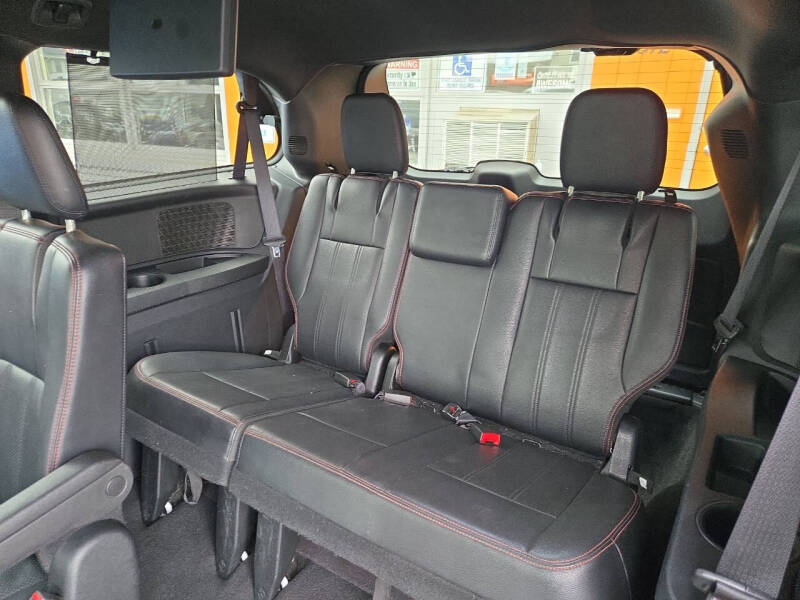 2015 Dodge Grand Caravan R/T