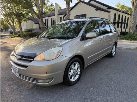 2004 Toyota Sienna