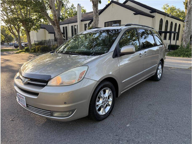 2004 Toyota Sienna