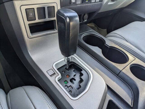 2017 Toyota Sequoia SR5