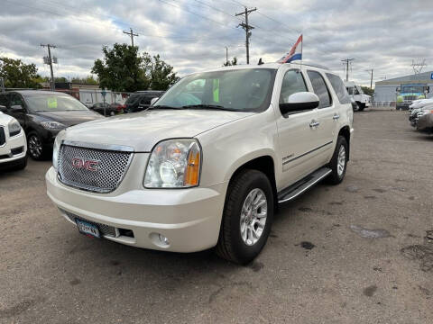 2010 GMC Yukon for sale at Rivera Auto Sales LLC in Saint Paul MN