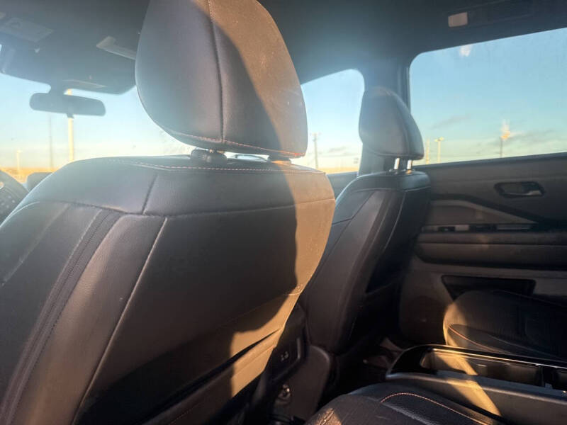 2023 Nissan Pathfinder Rock Creek