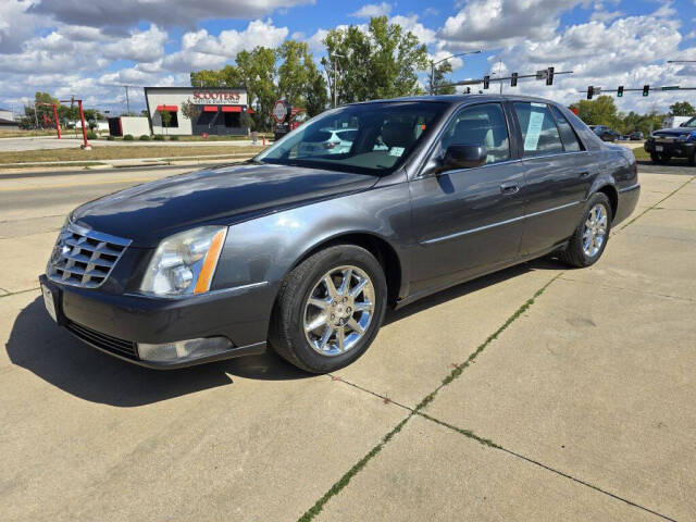 2010 Cadillac DTS for sale at Bigfoot Auto in Hiawatha, IA