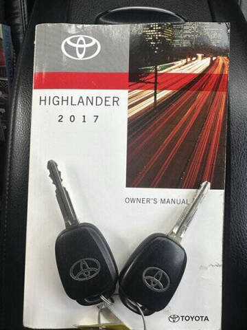 2017 Toyota Highlander LE Plus