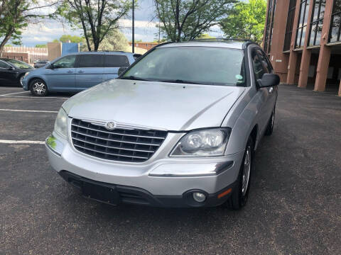 2005 Chrysler Pacifica for sale at Modern Auto in Denver CO