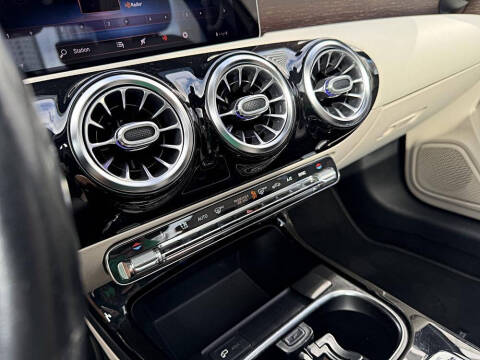 2019 Mercedes-Benz A-Class A 220