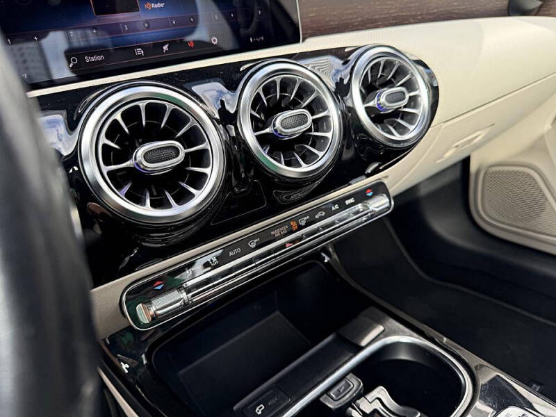 2019 Mercedes-Benz A-Class A 220