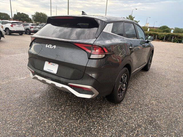 2024 Kia Sportage LX
