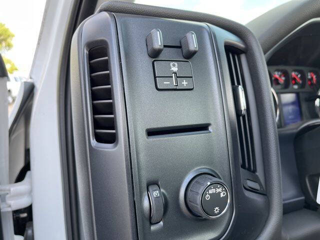 2023 Chevrolet Silverado 6500HD