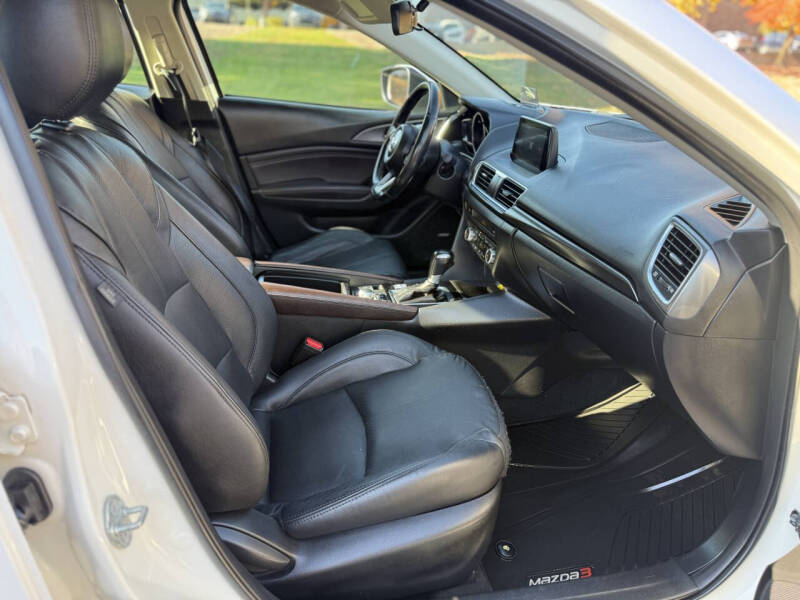 2018 Mazda MAZDA3 Grand Touring